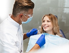 patient talking to her dentist 