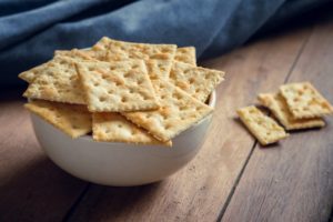 bowl of saltine crackers 